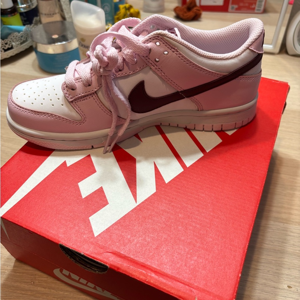 Nike Kids Light Pink and Maroon Sneakers